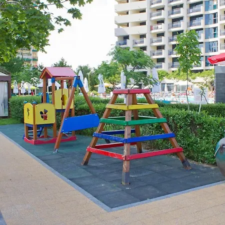 מלון Palace (adults Only)
