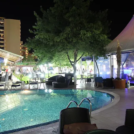Palace (adults Only) 3* サニービーチ