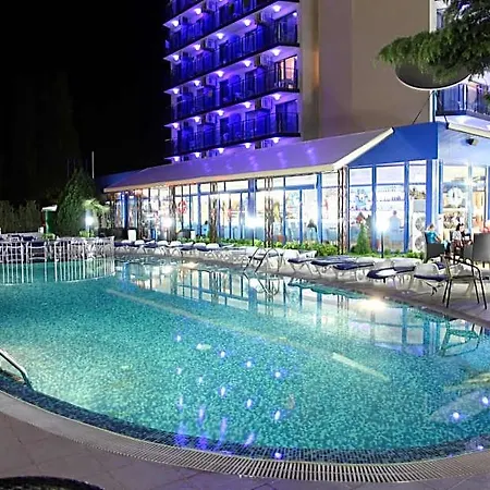 Palace (adults Only) ساني بيتش