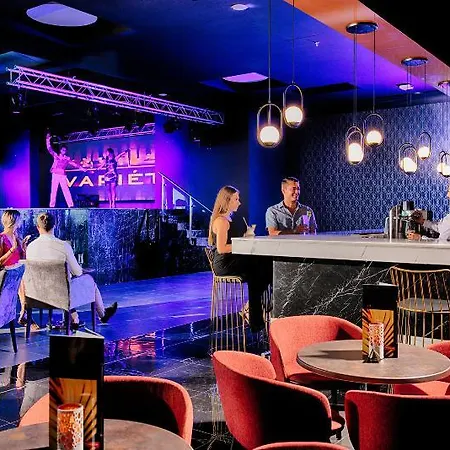 酒店 Palace (adults Only) 3*