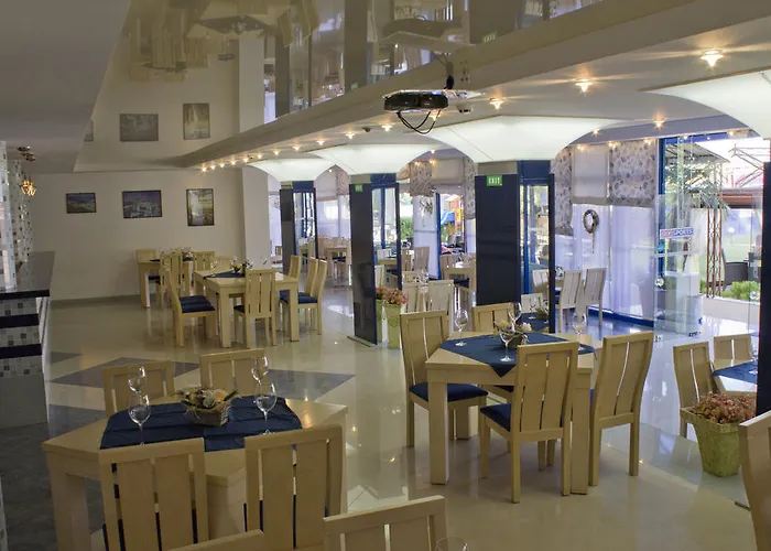 Palace (adults Only)