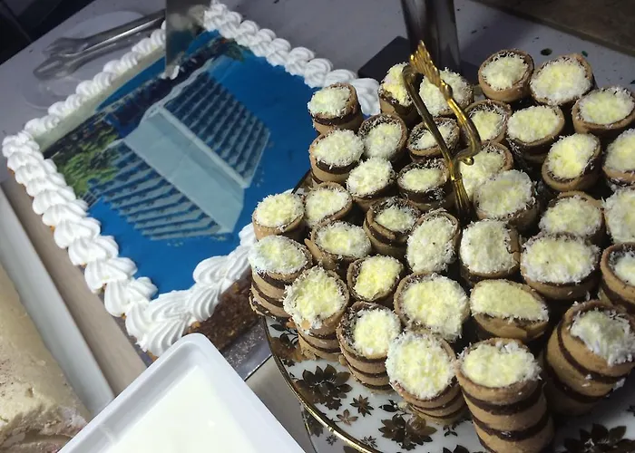 палас - полупансион 3*