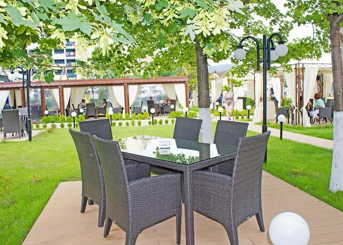 палас - полупансион